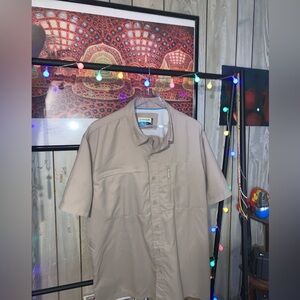 Magellan Outdoors Men's Tan Fish Gear; Mag Wick; Button Down Shirt Used Size XL